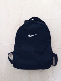 Nike '90 vintage backpack Vintage Nike Backpack, Vintage Backpacks 90s, Nike Backpack, Vintage Backpacks, Pocket Jeans, Vintage Nike, Chelsea, Lego, Backpacks