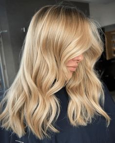 30 Irresistible Butter Blonde Hair Inspirations Butter Blonde Hair With Lowlights, Good Blonde Hair Color, Icy Golden Blonde Hair, Honey Bright Blonde Hair, Honey Blonde Hair Toner, Blond Hair Colour Ideas, Golden Butter Blonde, Best Hair Color For Yellow Undertones, Golden Buttery Blonde Hair