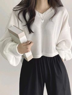 Mode Ulzzang, Modele Fitness, Homewear Fashion, Korean Casual Outfits, Pointe Shoes, Home Wear, 가을 패션, Mode Vintage, Korean Outfits