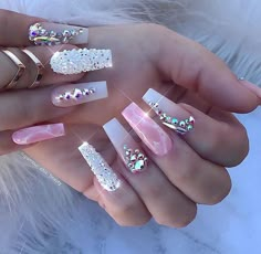 Swarovski Nails, Nails Design With Rhinestones, White Nail, Crystal Nails, Luxury Nails, Coffin Nails Designs, Bling Nails