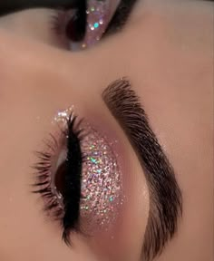 Glitter Eye Makeup Brown Eyes, Simple Glam Makeup For Graduation, Eye Looks For White Dress, Rose Gold Sweet 16 Makeup Looks, New Years Eyeshadow Looks Sparkle, Makeup Looks For Prom Pink Dress, Quincenera Makeup Pink, Wedding Makeup Glitter Eyes, Makeup Looks With Pink Dress