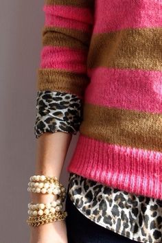 Mixed print prep Signature Outfit, Pattern Mixing, Mixing Prints, Fashion Mode, Outfit Casual, Sweater Weather