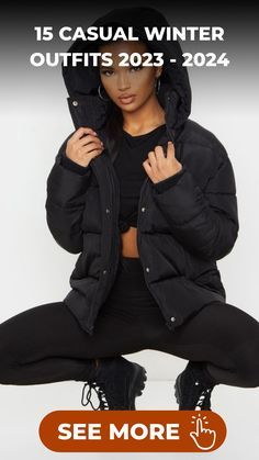 Outfits With Puffer Jackets, Black Puffer Jacket Outfit, School Coat, School Jacket, Puffer Jacket Outfit, Black Winter Jacket, Outfit Oversize, Black Puffer Coat, Hooded Puffer Jacket