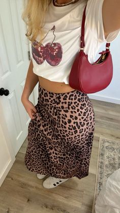 Cheetah print, cheetah print skirt, red outfit ideas Cute Cheetah Print Outfits, Red Cheetah Print Outfit, Cheetah Red Aesthetic, Cheetah Midi Skirt Outfit, Leopard Print And Red Outfits, Cheetah Maxi Skirt Outfit, Tell Me Lies Outfits, Red And Cheetah Outfit, Leopard Print Outfit Ideas