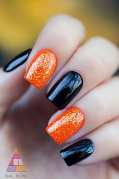 Glitter and gloss with a spooky twist! These orange and black nails are perfect for Halloween, offering a dazzling look that’s simple yet striking. Ideal for anyone wanting to add some sparkle to their spooky season. Check out nailhow.com for more ideas! 🧡 Save this pin! Easy Fall Manicure Ideas, Mani Pedi Gel Ideas, Halloween Nails Ideas Simple, Very Simple Halloween Nails, Halloween Nexgen Nails, Easy Nails Halloween, Dip Nail Ideas Halloween, Black Orange Halloween Nails, Black And Orange Dip Nails