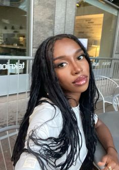 Light Makeup Natural, Lip Combo Makeup, Melanin Hairstyles, Twa Hairstyles, Makeup Tumblr, Lip Combo, Protective Hairstyles Braids, Dark Skin Beauty, Girls Braids