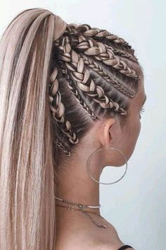 25 BREATHTAKING BRAIDED HAIRSTYLES Braids For White Women, Makijaż Sugar Skull, Hairstyles Pictures, Viking Hair, Beautiful Braided Hair, Braided Ponytail Hairstyles, Festival Hair, Braided Hair, Hair Braids