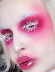 Unconventional Photoshoot, Spicy Makeup, Clown Drag, Sick Makeup, Unconventional Makeup, Makeup Aesthetics, Angel Makeup, Funky Makeup, Drag Make-up