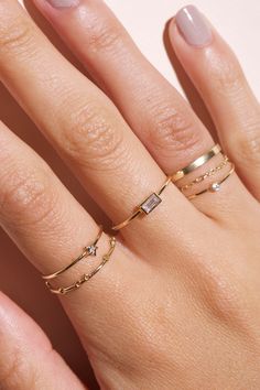 Aesthetic Rings Women, Gold Rings Aesthetic Simple, Gold Rings Aesthetic, Hand Jewelry Rings, Diy Jewelry Projects, Hand Jewelry, Diy Schmuck