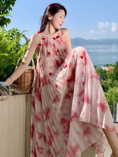 New style, loose maxi dress, printed dress, beach holiday beach dress, travel dressMaterial:blendedStyle:maxiColor:yellow,red,greenFeatures:printedSize:(cm):one size 1inch=2.54cm,1cm=0.39inchS:length:109,bust:110&ltp&gtNote:Due to different measurement methods,there will be 1-3 error(unite:cm), please understand.&lt/p&gt&ltbr/&gt Beach Holiday Dresses, Loose Maxi Dress, Travel Dress, Holiday Beach, Dress Beach, Beach Holiday, Printed Dress, Beach Dresses, Printed Maxi Dress