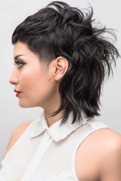 Black Haircut Styles, Black Mullet, Edgy Short Haircuts, Modern Shag Haircut, Modern Shag, Short Shag Haircuts, Mullet Haircut, Edgy Haircuts, Punk Hair