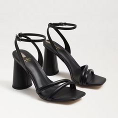 Black Simple Sandals, Black Dress And White Heels, Black Heels Block, Black Heels Thick Heel, Black Summer Heels, Black Heels Simple, Heels Classy Low, Black Short Heels, One Inch Heels