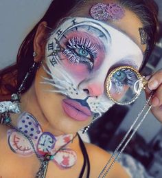 White Rabbit (Alice in Wonderland) Halloween Makeup Look Cat Face Paint, Makeup Carnaval, Alice In Wonderland Makeup, Ghost Makeup, Wonderland Makeup, White Rabbit Alice In Wonderland, Fantasy Make-up, Makeup Clown, Halloween Makeup Look