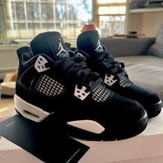 Brand New Jordan 4s Never Worn Fits Women’s Size 7-7.5 And Kids 6-6.5 Includes Box And Paper Of Authenticity Cute Jordans, Cute Casual Shoes, Nike Shoes Women Fashion, Pretty Sneakers, Jordan Retro 4, Trendy Shoes Sneakers, Nike Fashion Shoes, Preppy Shoes, Pretty Shoes Sneakers