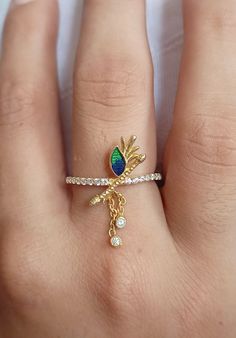 Krishna Ring Design, Krishna Ring, Krishna Jewellery, Couple Ring Design, Fancy Jewellery Designs, Gold Rings Fashion, Gold Ring Designs, Radhe Radhe