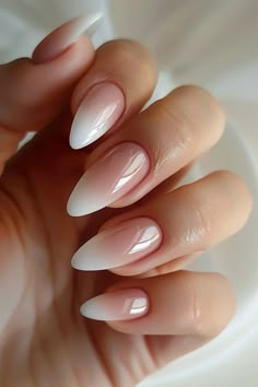 Braid Nails Wedding, Oval Ombré Nails, Ombre Nude Nails Almond Shape, Chrome Ombre French Tip Nails, Blended French Nails, Ombré French Manicure, Neutral Ombre Nails Almond, Faded French Tip Nails, Ombre French Almond Nails