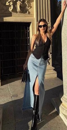 Casual Chic Outfits, Luxury Photography, Denim Skirt Outfits, Effortlessly Chic Outfits, Classy Fashion, Casual Chic Outfit