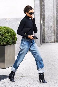 Victoria Beckham Aesthetic, Easy Everyday Outfits, Beckham Style, Casually Chic, Dress Better