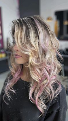 20 Stunning Chunky Highlights Ideas for a Bold, New You | Lookosm Pink Chunky Highlights, Funky Highlights, Blonde And Pink, Older Hair, Hair Goal