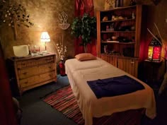 Spiritual Massage Room, Dark Massage Room Ideas, Esthetician Room Lighting Ideas, Massage Therapist Room Ideas, Massage Room Ideas Decor Bohemian, Vintage Massage Room, Massage Space Design, Spiritual Healing Room Ideas, Black Spa Room Ideas Estheticians