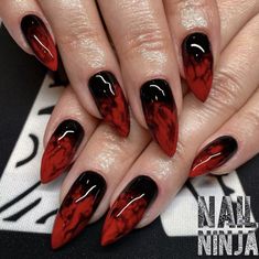 Ted And Black Nail Designs, Motionless In White Nail Art, Dark Goth Nails, Red And Black Nail, Vampire Nails, Horror Nails, Witch Nails, Witchy Nails, Cute Halloween Nails