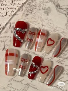 Christmas Aesthetic Nails Ideas, Japanese Nails Valentines, Nail Saint Valentin, Valentines Day Nails Korean, Christmas Nails Douyin, Japanese Winter Nails, Valentines Nails Korean, Christmas Douyin Nails, Korean Winter Nails