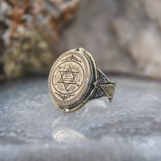 Star of David Ring, Men's Handmade Silver Ring, Solomon's Seal Ring, Solomon Seal Silver Ring, 925 Sterling Silver Ring, Best Gift ✦ Details ✦ * Material: 925 Sterling Silver * Weight: 19,00 grams * Sides oxidized * Stamp: 925 * Available sizes; 5 US to 16 US. Contact me if you need any other size! ✦ Shipping ✦ * Processing time: 1-3 business days. * This item ships from my Turkish workshop in Istanbul. * Add your phone number in address box for a smoother delivery. That makes courier personnel' Solomon Seal, David Ring, Solomons Seal, Seal Ring, Handmade Silver Ring, Luxury Gift Box, Silver Rings Handmade, Star Of David, Silver Stars