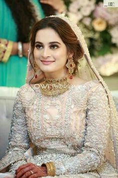 Asian Fits, Walima Brides, Hiba Nawab, Fancy Attire, Sana Javed, Pakistani Traditional, Pakistan Wedding, Pakistani Women, Pakistani Women Dresses