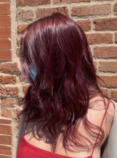 Cherry Red Coke Hair, Cherry Coke Red Hair Color, Cherry Coke Red Hair, Red Hair Without Bleach, Red Hair No Bleach, Heatless Hairstyles For Long Hair, Cherry Coke Hair Color, Red Tint Hair, Products For Long Hair