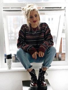 Grunge Outfits 90s, Dr Martens Outfit, Star Shoe, Doc Martens Outfit, Vans Shoe, Date Outfit Summer, Best Casual Outfits, Grab Bar