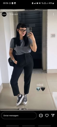 Look da Ana Passaretti Edgy Professional Outfits, Corporate Emo, Casual Edgy Outfits, Edgy Work Outfits, Office Outfits Women Casual, Work Outfit Office, Casual Edgy, Corporate Goth, Office Casual Outfit