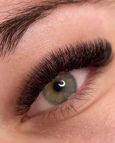 Russian Eyelashes, Eyelash Extensions Classic, Volume Russe, Dramatic Lashes, Lash Extensions Makeup, Short Lashes