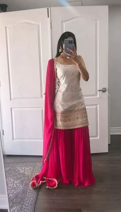 Wedding Sangeet Mehendi Partywear Sharara Suit with Embroidery, Designer Suit | eBay Kurti Set For Wedding, Plain Indian Outfits, Sharara Stitching Ideas, Punjabi Women Outfit, Cute Sharara Suit, Suit Designs For Diwali, Diwali Suit Ideas, Suit For Diwali Festival, Sharara Outfit Ideas