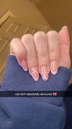 Simple Nail Almond Shape, Cute Nails For Volleyball Players, Cute Nail Designs Pink And White, Nail Inspo First Day Of School, Pink Nails Easy Design, Girly French Tip Nails, Pink Ballerina Nails Short, Faded Nail Designs, Ballet Shoe Nails