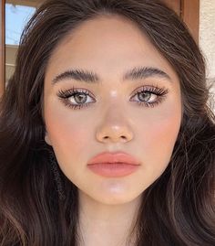 Claudia Neacsu, Seasonal Analysis, Feathery Brows, Makeup Demo, Daytime Makeup, Summer Makeup Trends, Peach Makeup, Makeup Tip, Date Makeup