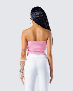 Let’s be real, you can never own too much pink 💗 This cutesy closet essential is made from jersey fabric and complete with gripper tape on the inside neckline and ruched detailing on the sides for a versatile and timeless look 😚 Pink Jersey, Black Off Shoulder, Closet Essentials, Graphic Top, White Jersey, Be Real, Pocket Pants, White Mini Dress, Tube Top