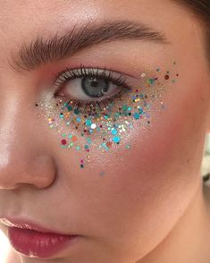 Under Eye Makeup, Glitter Face, Smink Inspiration, Beauty Make-up, Trendy Makeup