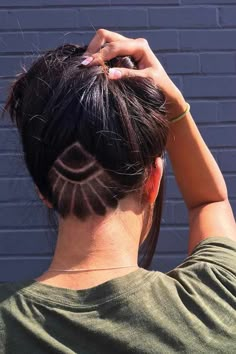 Tattoo Hairline, Hairline Tattoo, Scalp Tattoo, Undercut Hair, Women Undercut, Tattoo Hair