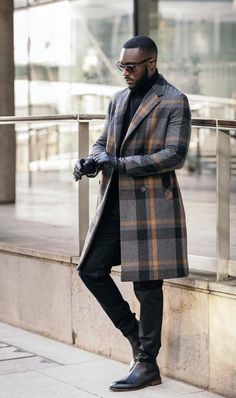 Mens Winter Fashion Outfits, Black Men Fashion Swag, Stylish Men Casual, Designer Suits For Men, Men Stylish Dress, Mens Winter Coat, Fashion Suits For Men, Winter Outfits Men, Mens Fashion Classy