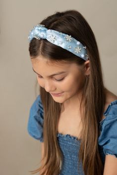 Frozen inspired snowflake charm knot headbands with metallic fabric Bow Art, Frozen Inspired, Metallic Fabric, Knot Headband, Hair Bows, Cool Hairstyles, Light Pink, Knot, Frozen