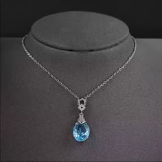 Simulated Aquamarine Light Blue And Silver Jewelry, Blue Silver Necklace, Elegant Blue Necklace With Silver Chain, Blue Pendant Necklace With Silver Chain, Elegant Blue Jewelry With Silver Chain, Blue Jewel Necklace, Aquamarine Necklace Pendant, Blusas Crop Top, Water Jewelry