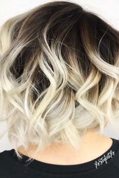 Beliage Hair, Medium Length Layered Hair, Short Ombre Hair, Brown Ombre Hair, Long Hair Tips, Ombre Hair Blonde, Medium Length Hair With Layers, Ombré Hair, Wavy Bobs