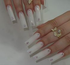 White Acrylic Inspo Nails, Cute Designs On White Nails, Minimalist Gem Nails, White Long Square Nails With Diamonds, White Acyrilics Nails With Design, Long Nail Ideas Simple, Graduation Nails Acrylic 2024, White Square Nail Designs