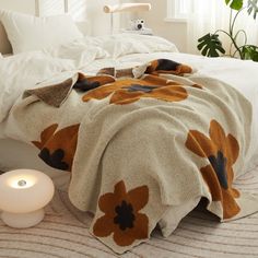 Cozy Earth Tone Floral Blanket / Red + Beige Orange One Size Blankets Bed Sheet Sizes, Bed Comforter Sets, Floral Blanket, Fall Bedroom, Twin Xl Bedding, Small Bed, Fitted Bed Sheets, Gray Blanket, Stylish Beds