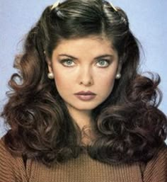 70s Hair, 80s Hair, New Hairstyle, Halloween Hair, Retro Hairstyles, Prom Hairstyles, Curly Hairstyles, Vintage Hairstyles