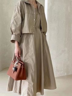 Olivia Mark - Solid Color Minimalist Two-Piece Long Dress Set with Nine-Quarter Sleeve Outerwear Casual Summer Suits For Women, Simple Dress Up Outfits, Black Modest Outfits, Designer Style Outfit, Long Skirt Styling, Wealthy Outfits, Coat Style Dress, One Set Outfit, Long Coats For Women