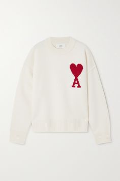 Alexandre Mattiussi's label, AMI Paris, was born in the City of Lights with each collection "blurring the boundaries between casual and chic". This 'ADC' sweater is intarsia-knitted from wool with the signature <i>Ami de Cœur</i> motif. Wear yours with tonal cargo pants - keeping casual outfits to a single color makes the look more refined.<br><br>This product supports best practice in Animal Welfare. Find out more about NET SUSTAIN <a href… Stile Blair Waldorf, Mode Zara, Oversized Turtleneck, Paris Woman, Heart Sweater, Ami Paris, Stockholm Fashion, Mode Inspo, Dream Clothes