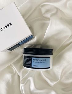 Cosrx Skin Care Routine, Cosrx Skin Care, Glass Skin Aesthetic, Cosrx Products, Glass Skin Routine, Skin Aesthetics, Beauty Products Photography