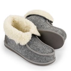 Introducing our women's grey felt wool slipper boots – the ultimate blend of comfort, style, and lightness. Crafted from premium woolen fabric, these insulated slippers envelop your feet in warmth without adding weight. The unique adjustable top design ensures a personalised fit. Enhance your relaxation with these high-quality, cozy, and lightweight slipper boots, designed exclusively for women. Featuring a durable rubber sole and a modern grey aesthetic, these slippers are perfect for everyday Felt Wool Slipper, Embroidered Slippers, Brown Slippers, Presents For Mum, Men's Slippers, Sheepskin Slippers, Felt Wool, Wool Slippers, Felted Slippers