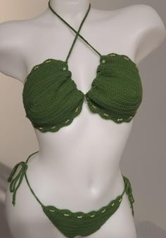 Turn heads and radiate confidence in this exclusive crochet bikini set. Handcrafted for a look as unique as you are! This bikini is crafted from a luxurious 50% cotton and 50% acrylic blend, offering both the natural breathability of cotton & the soft, comfortable feel of acrylic. Perfect for soaking up the sun in comfort!  Transform your look in three stylish ways with our adjustable straps! This bikini ensures a perfect fit and endless versatility, letting you customize your beach vibe. -------CARE--------- For the gentlest care, hand wash it with cool water only and lay it flat to dry. Alternatively, you can machine wash on a gentle cycle with cool water, but always lay it flat to dry. Remember, the dryer can be a foe to delicate crochet, so skip that step! -------SIZE-------- We kindly Crochet Bathing Suit Top, Crochet Swimwear Pattern, Crochet Beach Wear, Handmade Bikinis, Crochet Bathing Suits, Crochet Swimsuit, Bikinis Crochet, Crochet Swim, Quick Crochet Patterns